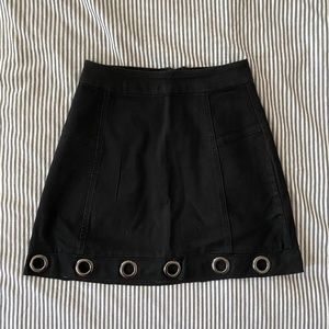 Material Girl Black Grommet Mini Skirt XS